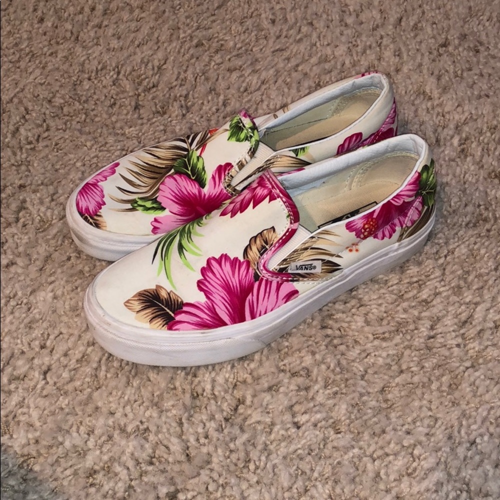 Hawaiian Floral Slip on Vans
